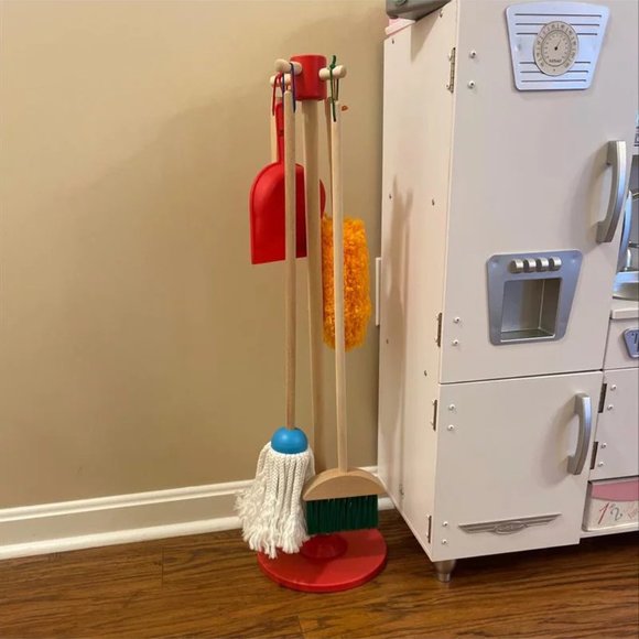 Melissa & Doug Brand New 6pc Set Wooden Broom, Duster & Mop Toy Set for Kids - Picture 10 of 13